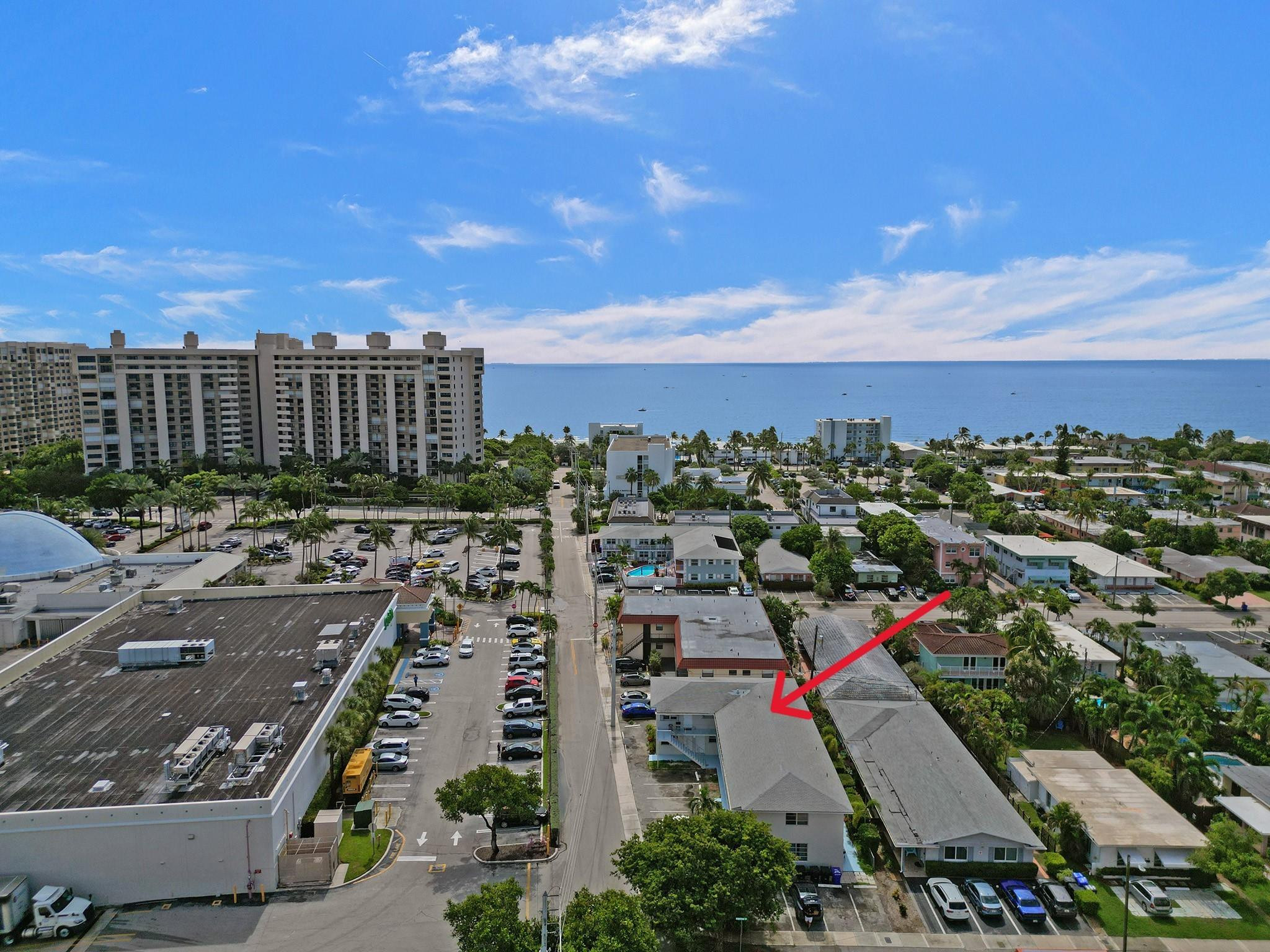 4652 N Poinciana Street 6, Lauderdale-By-The-Sea Unit: 6