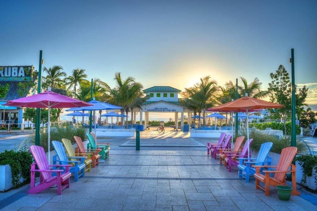 1461 S Ocean Boulevard 327, Lauderdale-By-The-Sea Unit: 327