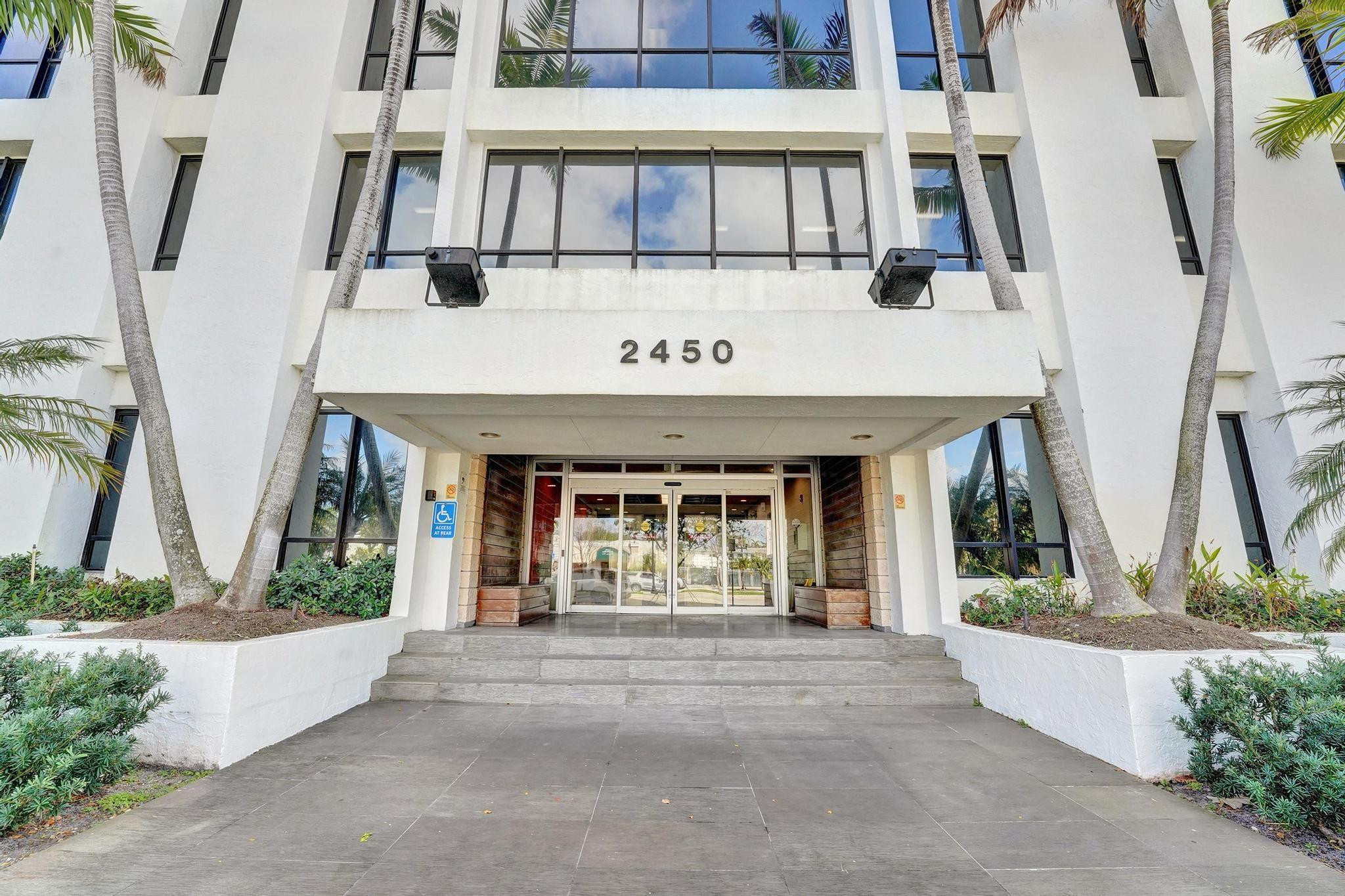 2450 Hollywood Boulevard Unit: CU700 & 701