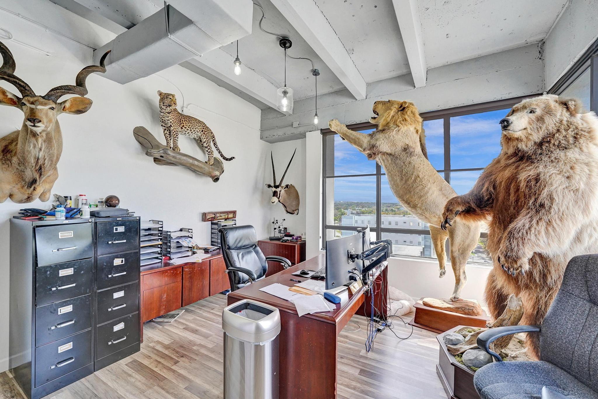 2450 Hollywood Boulevard Unit: CU700 & 701