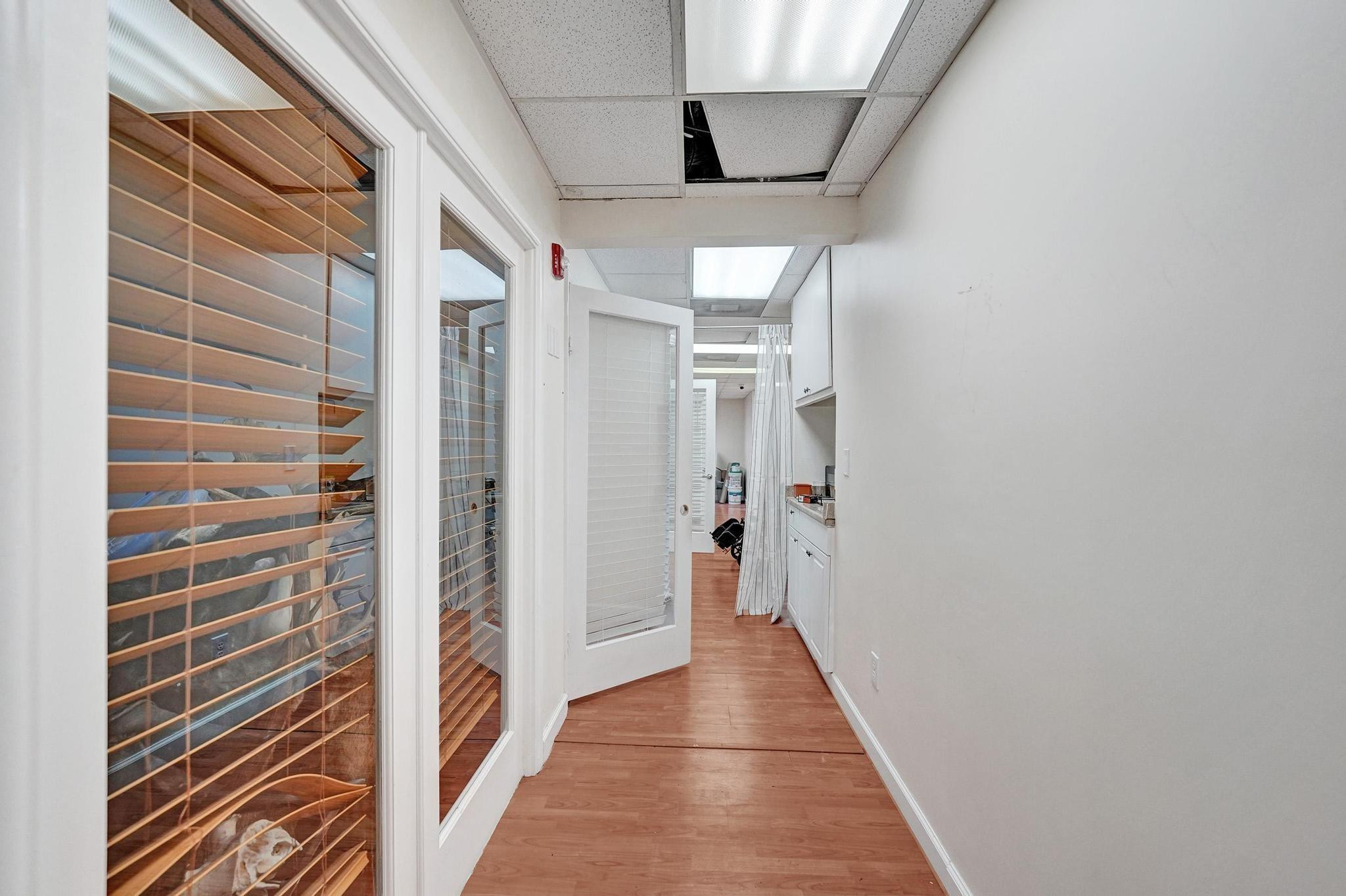 2450 Hollywood Boulevard Unit: CU700 & 701