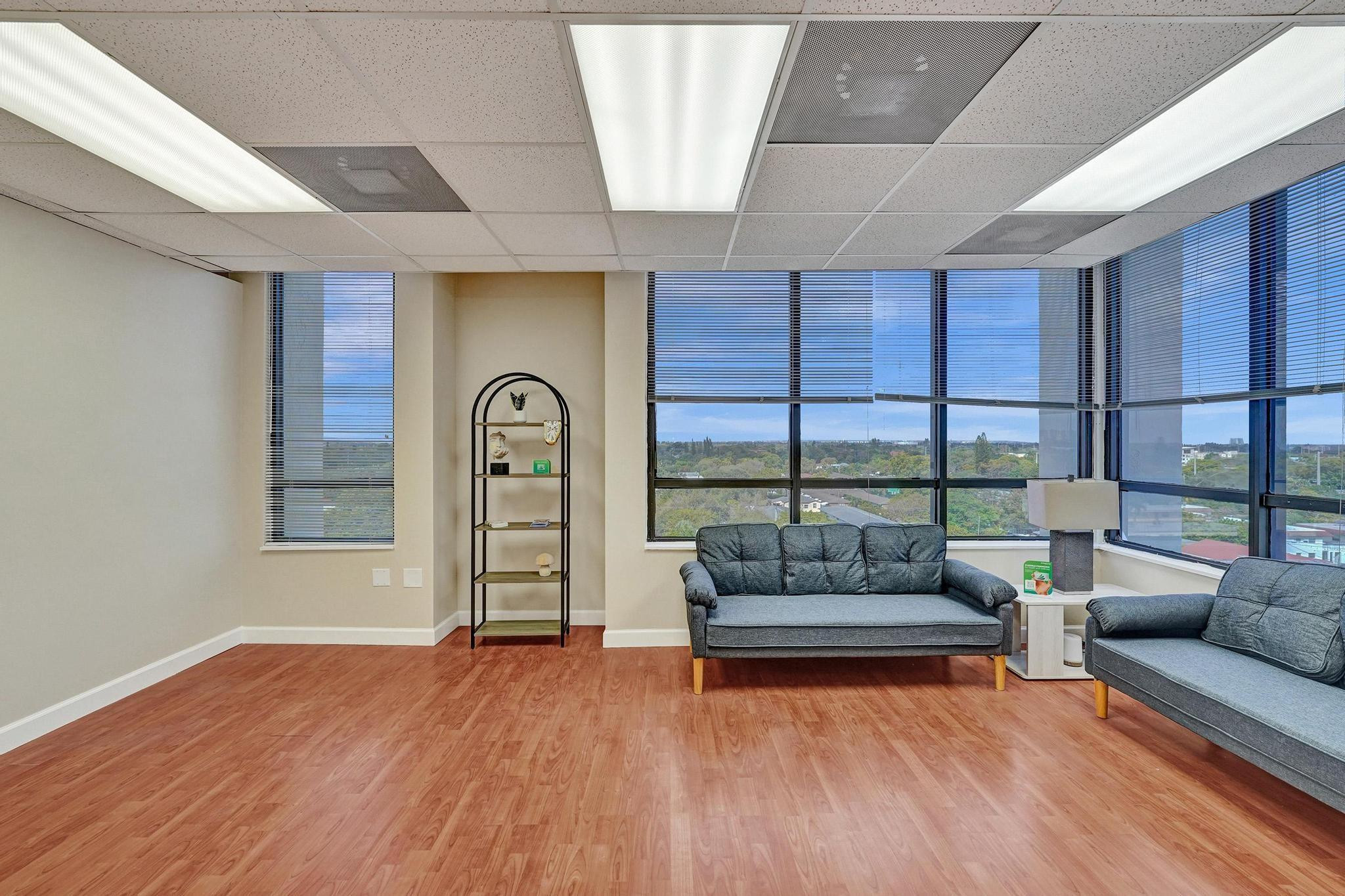 2450 Hollywood Boulevard Unit: CU700 & 701