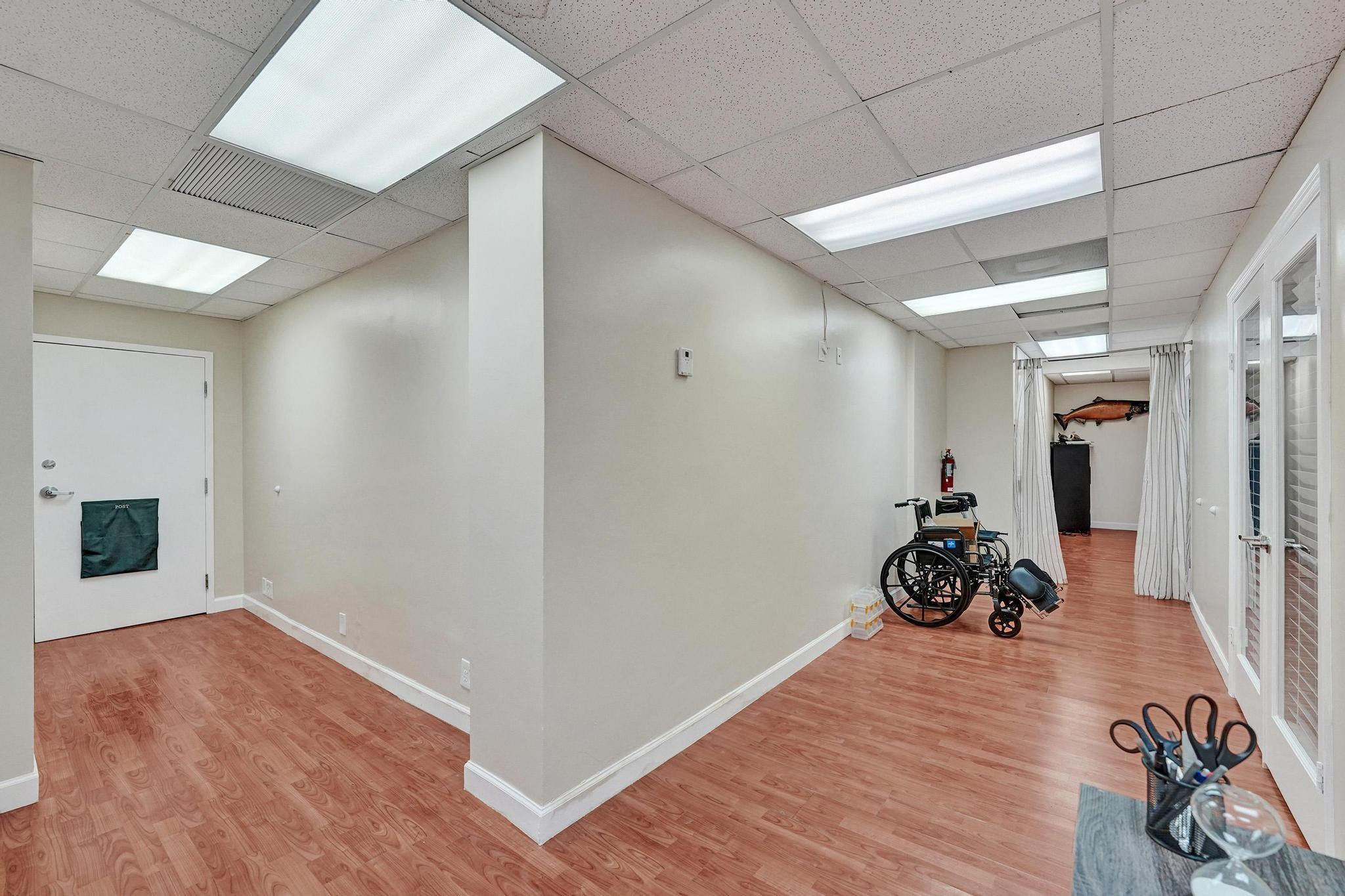 2450 Hollywood Boulevard Unit: CU700 & 701