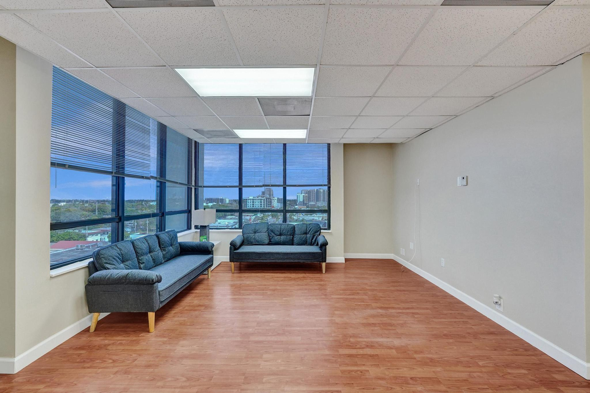 2450 Hollywood Boulevard Unit: CU700 & 701