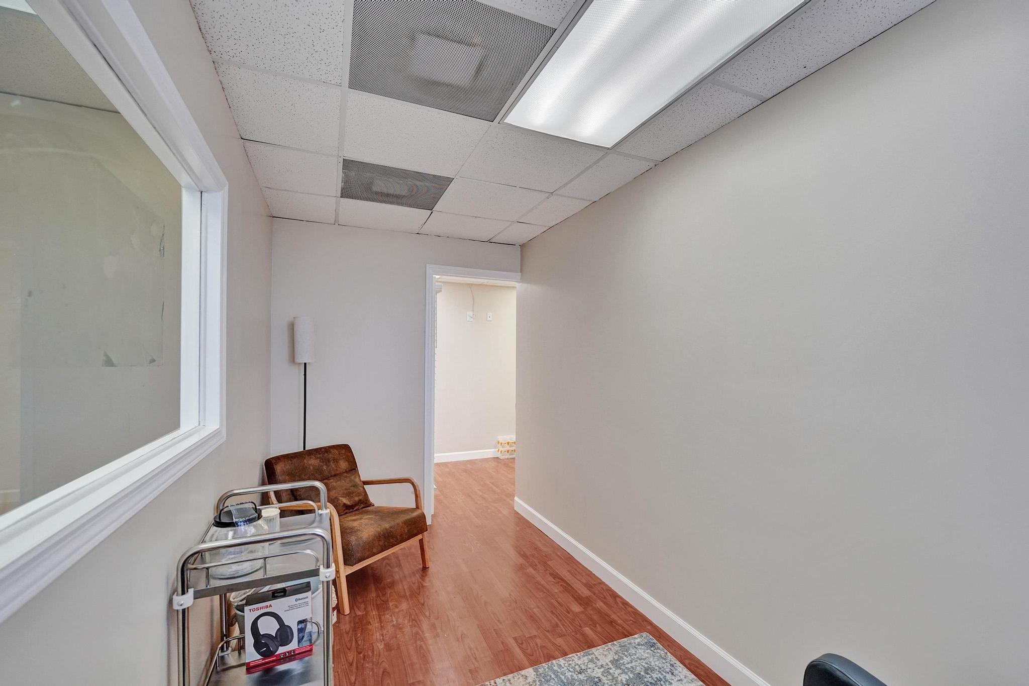 2450 Hollywood Boulevard Unit: CU700 & 701