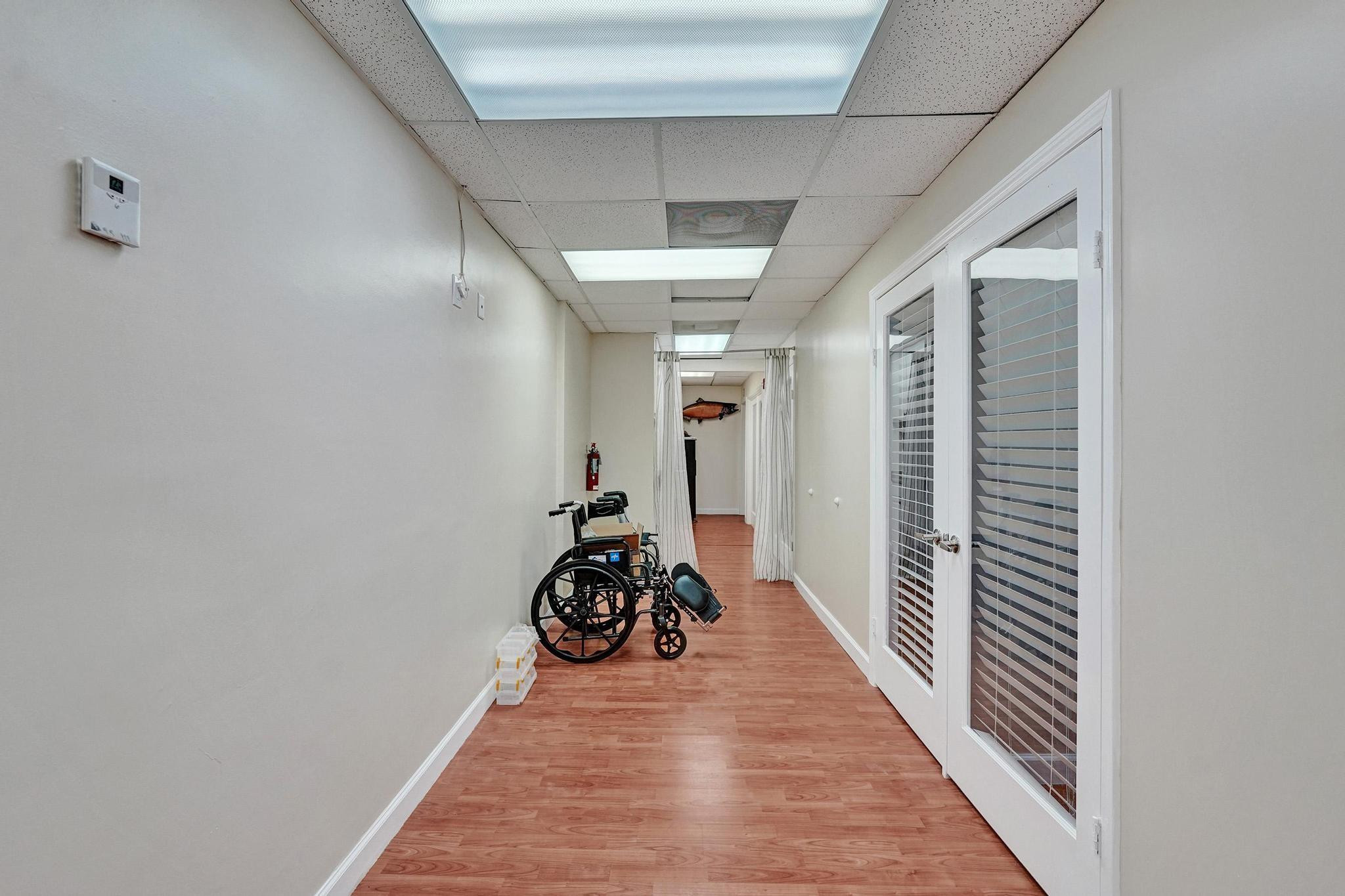 2450 Hollywood Boulevard Unit: CU700 & 701