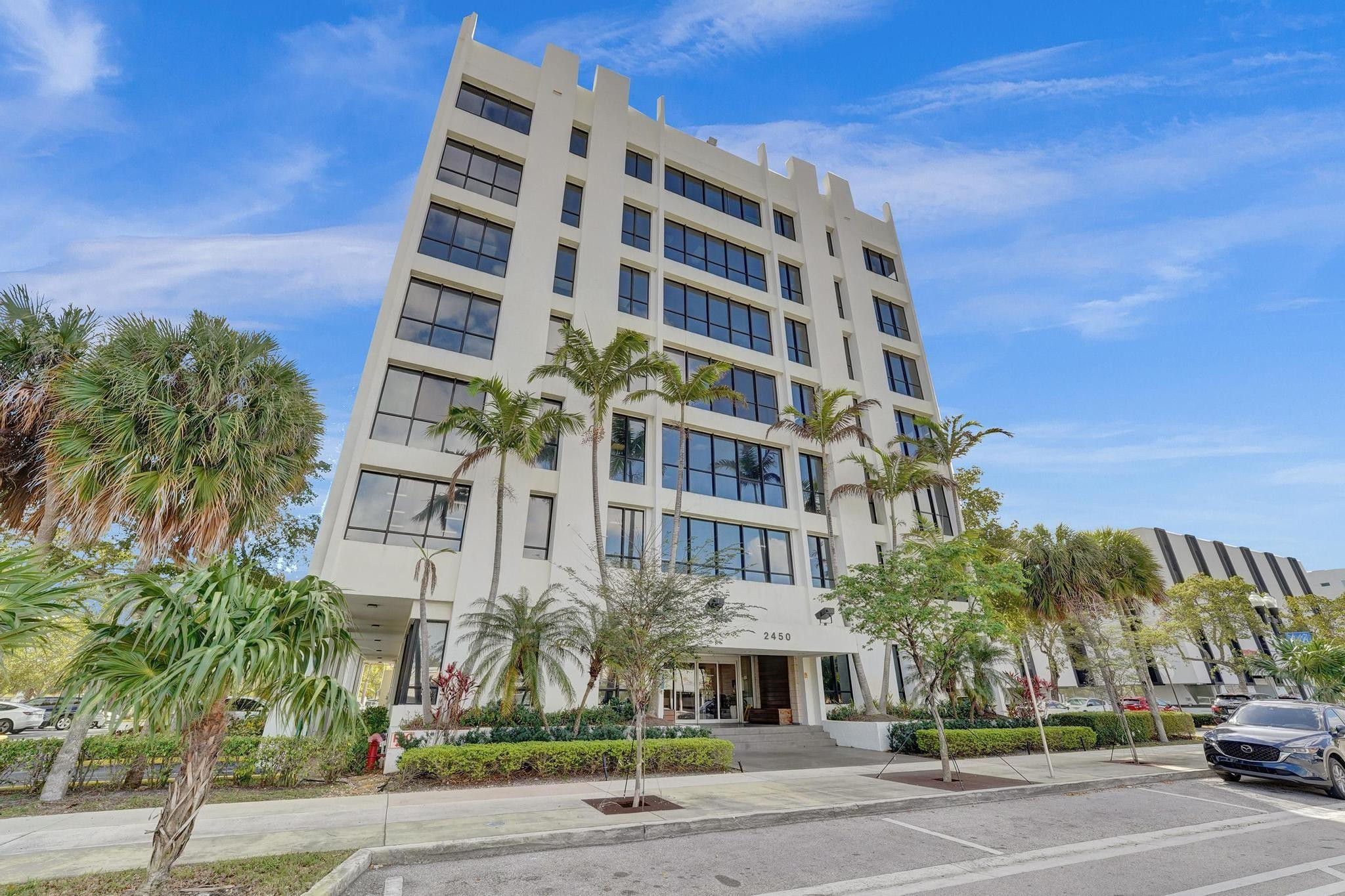 2450 Hollywood Boulevard Unit: CU700 & 701