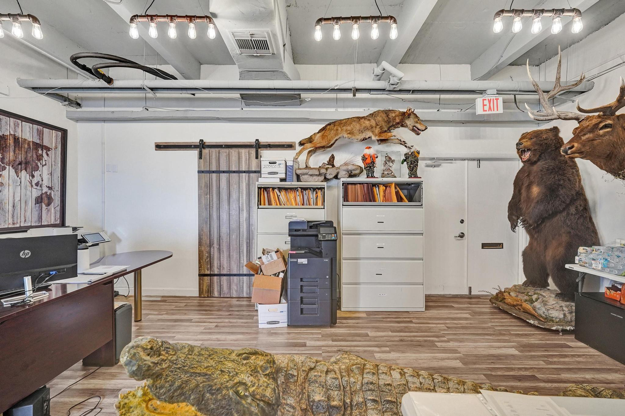 2450 Hollywood Boulevard Unit: CU700 & 701