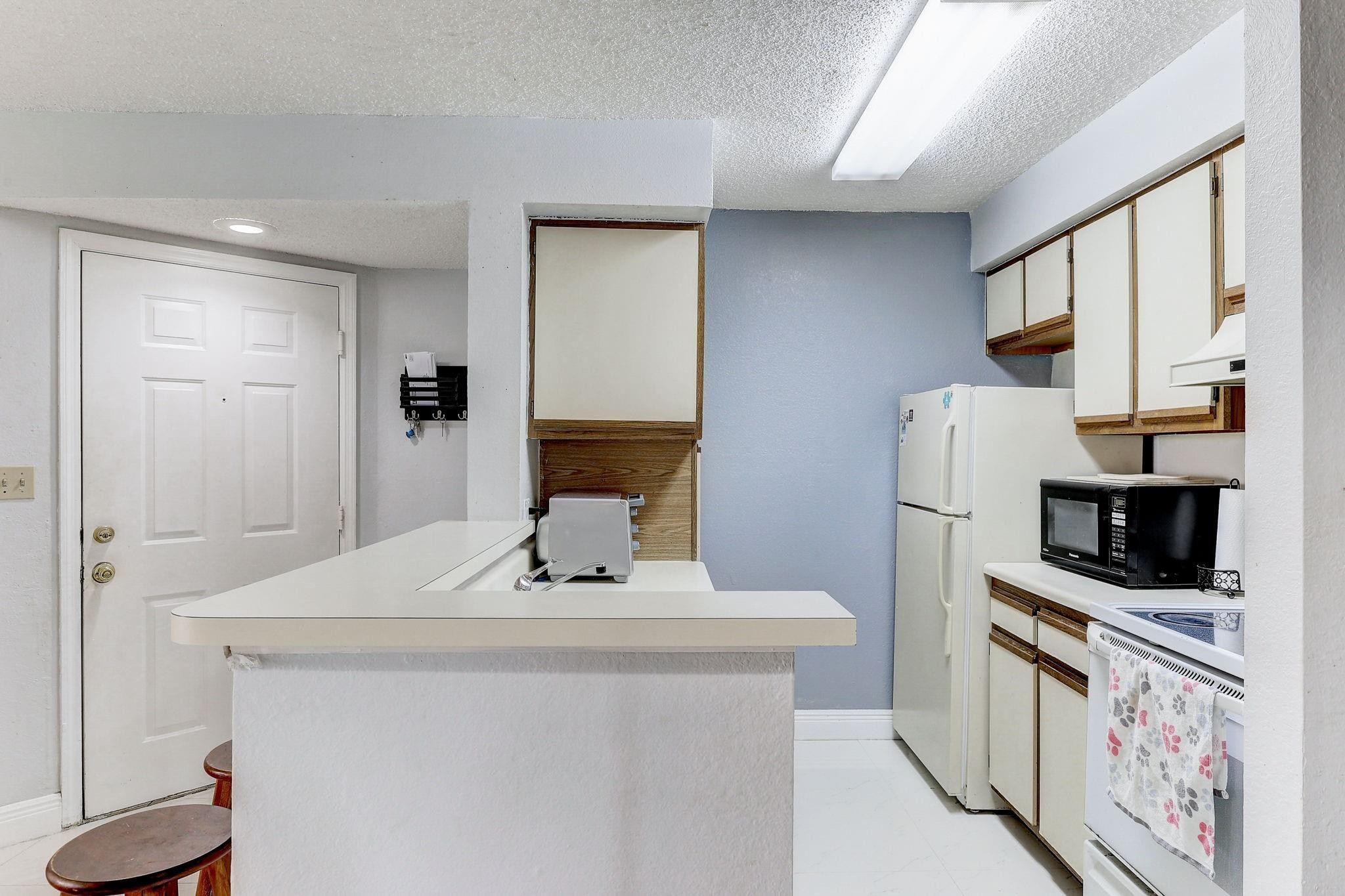 2900 S University Drive 9102