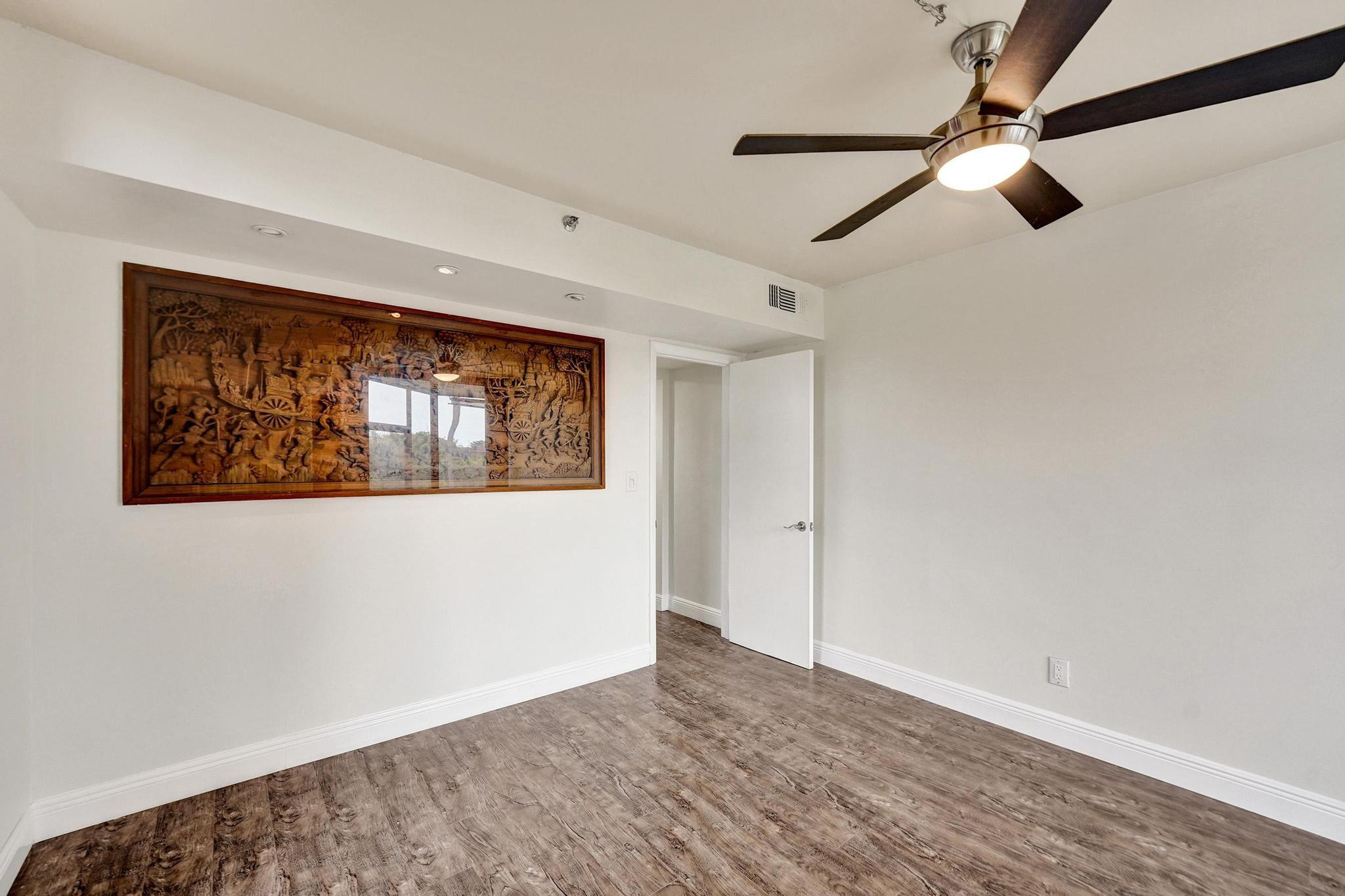 6372 La Costa Drive 105