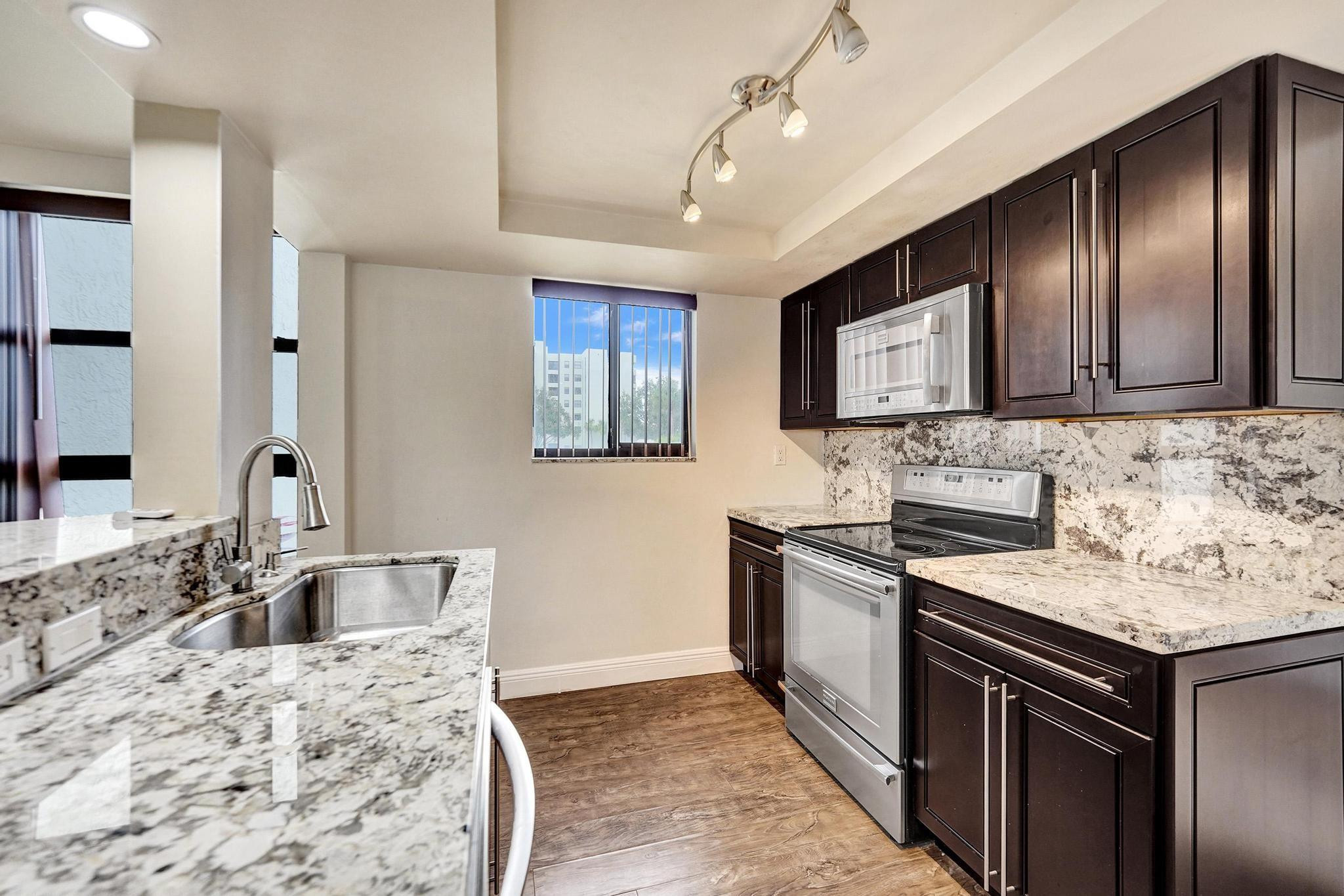 6372 La Costa Drive 105