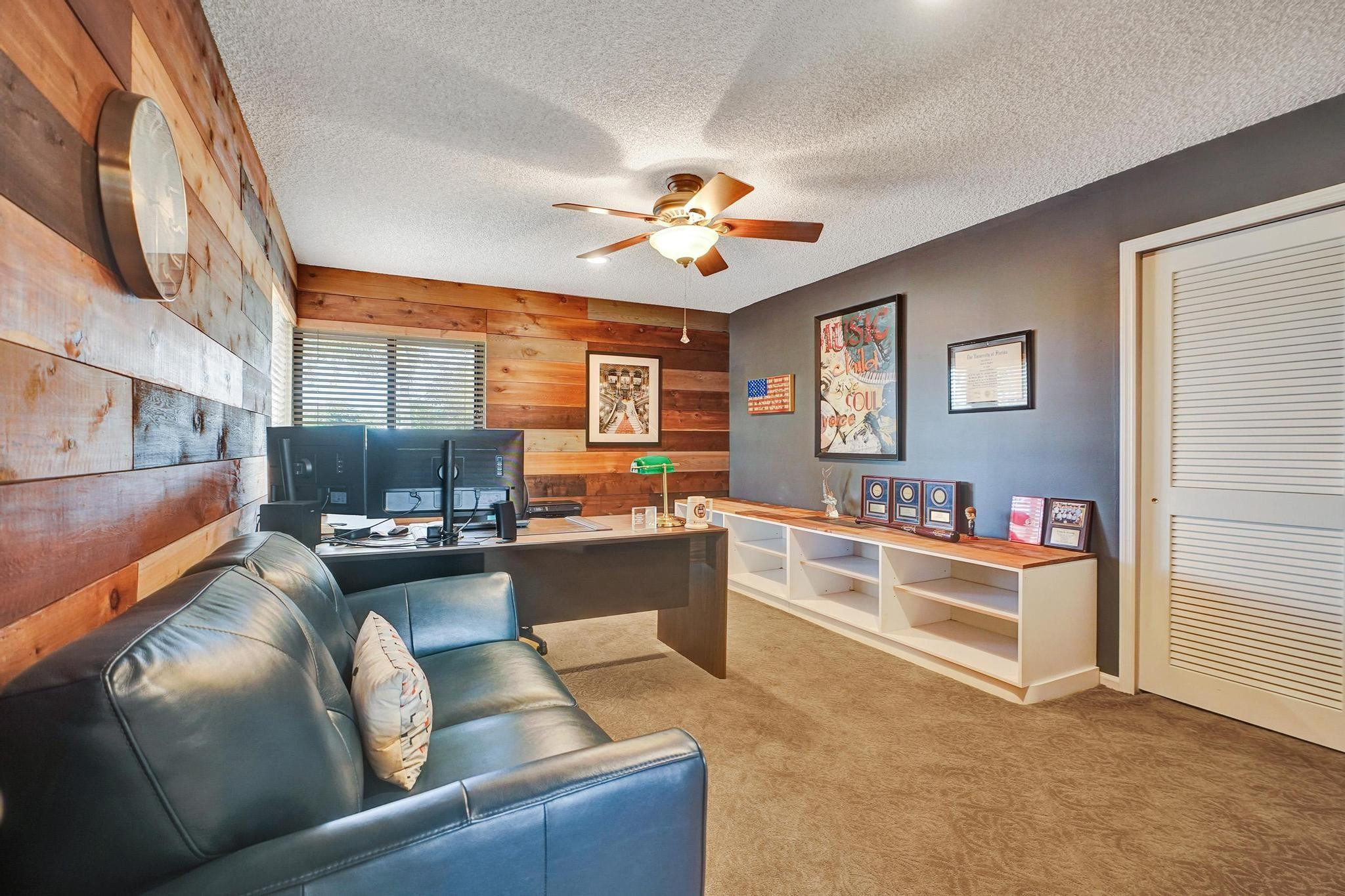 901 SW 88 Terrace