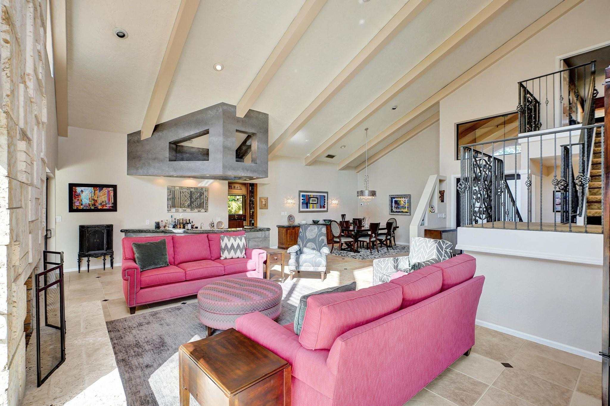 901 SW 88 Terrace
