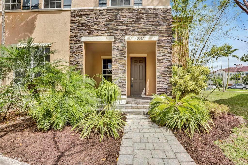 9081 SW 169th Path