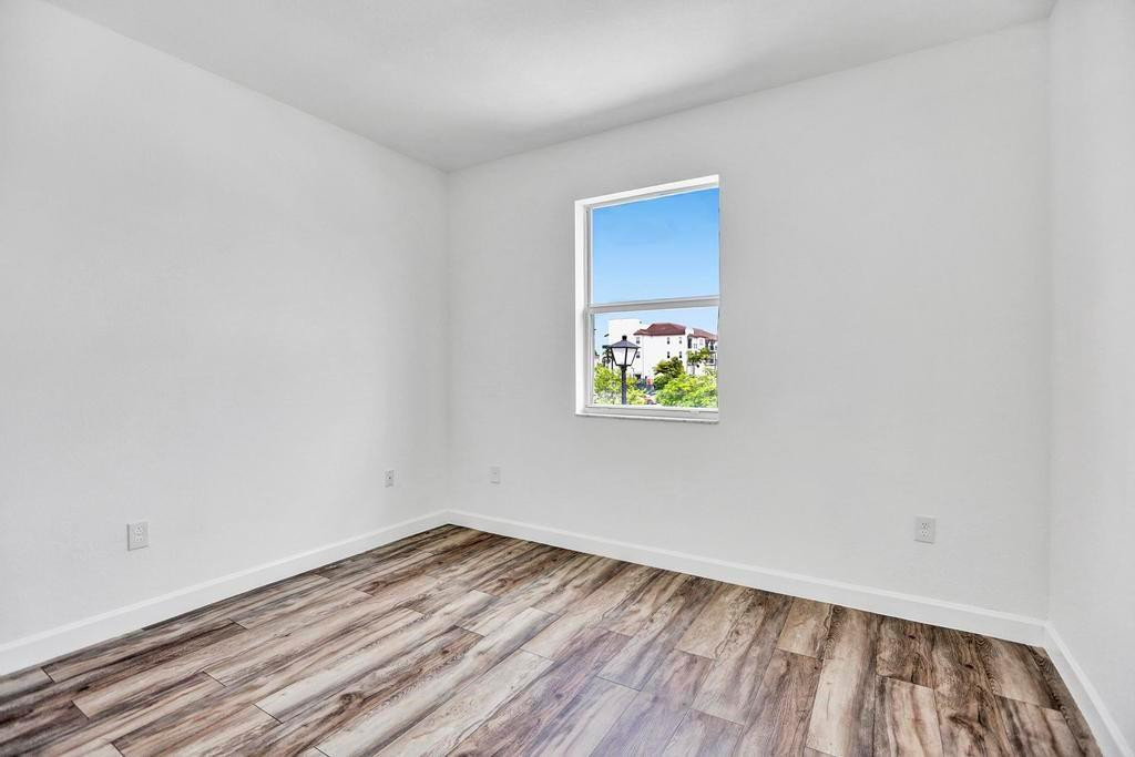 9081 SW 169th Path