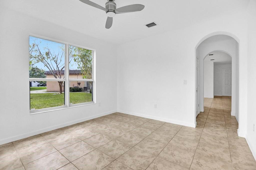 9081 SW 169th Path