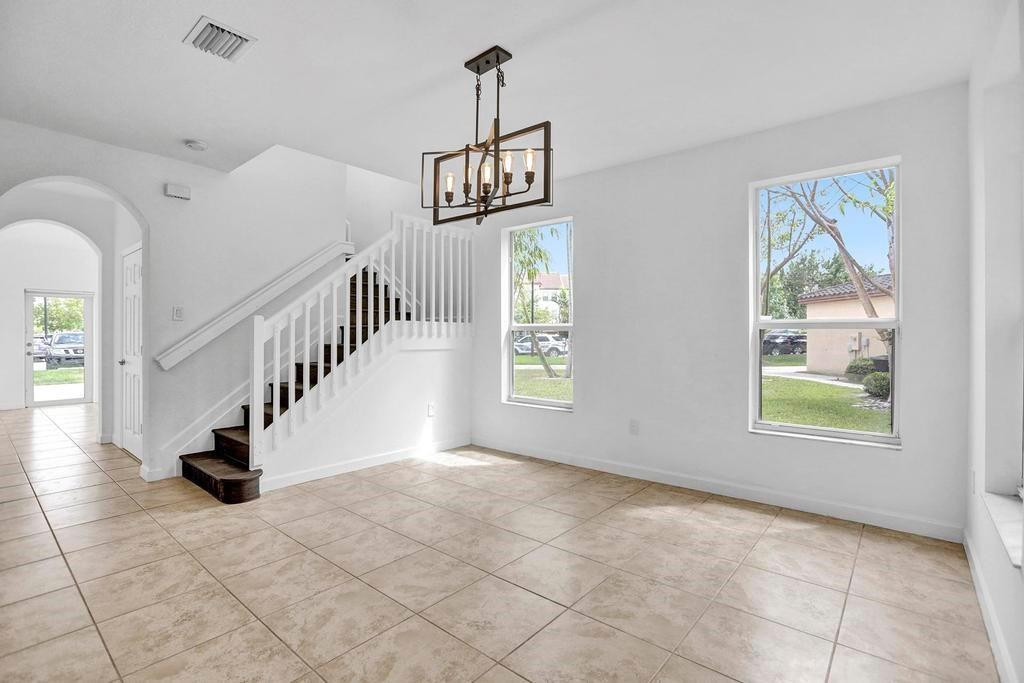 9081 SW 169th Path
