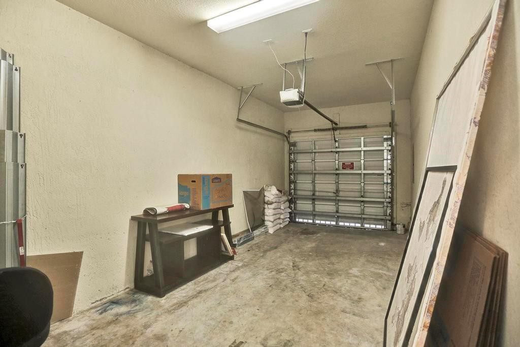 9081 SW 169th Path