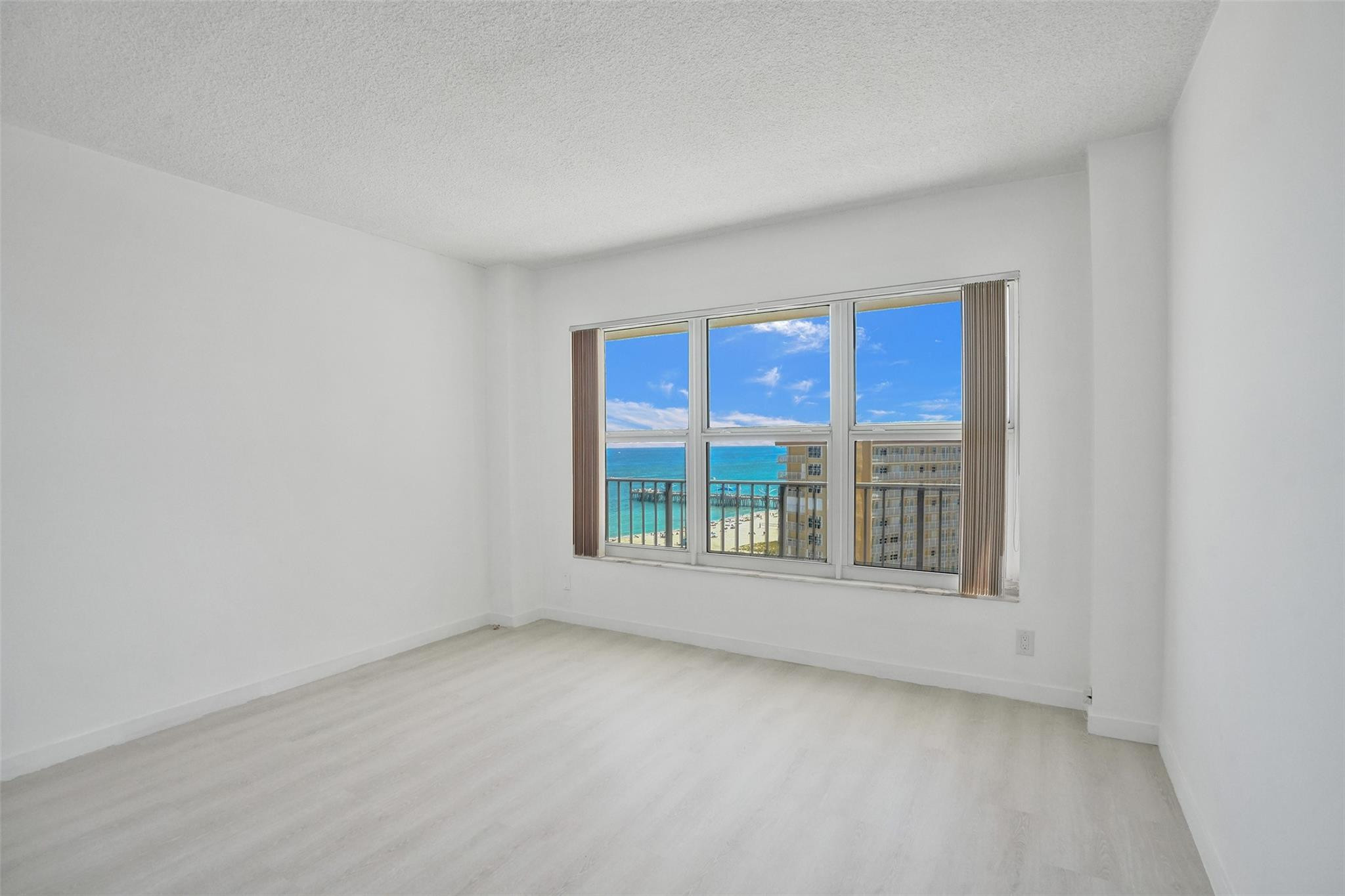 405 N Ocean Boulevard 1606