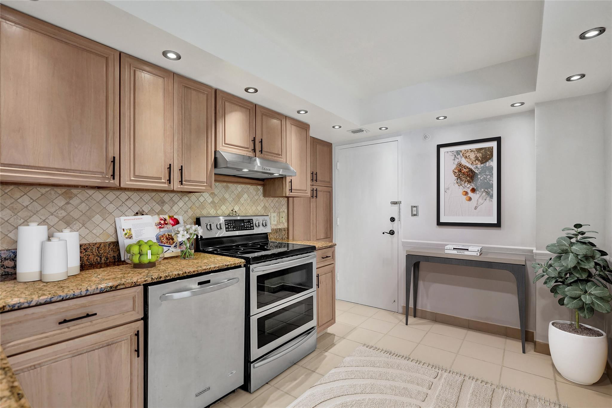 405 N Ocean Boulevard 1606