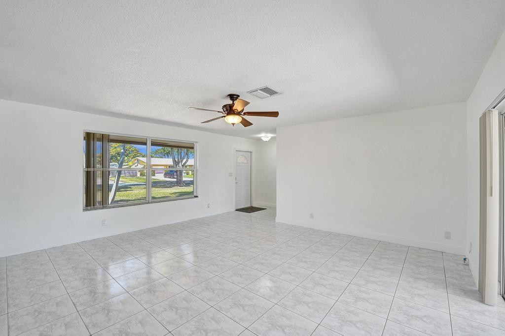 5600 SW 8th Street