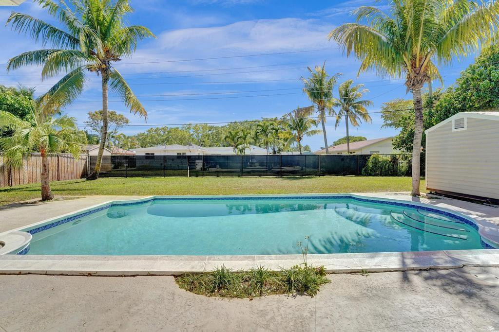 5600 SW 8th Street