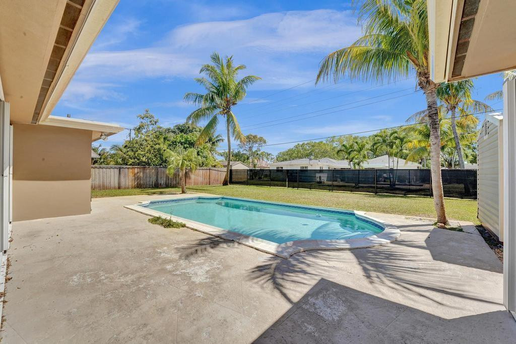 5600 SW 8th Street