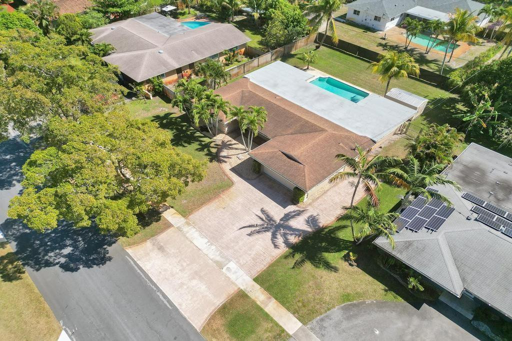 5600 SW 8th Street