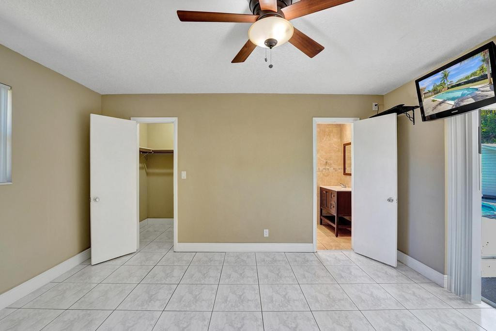 5600 SW 8th Street
