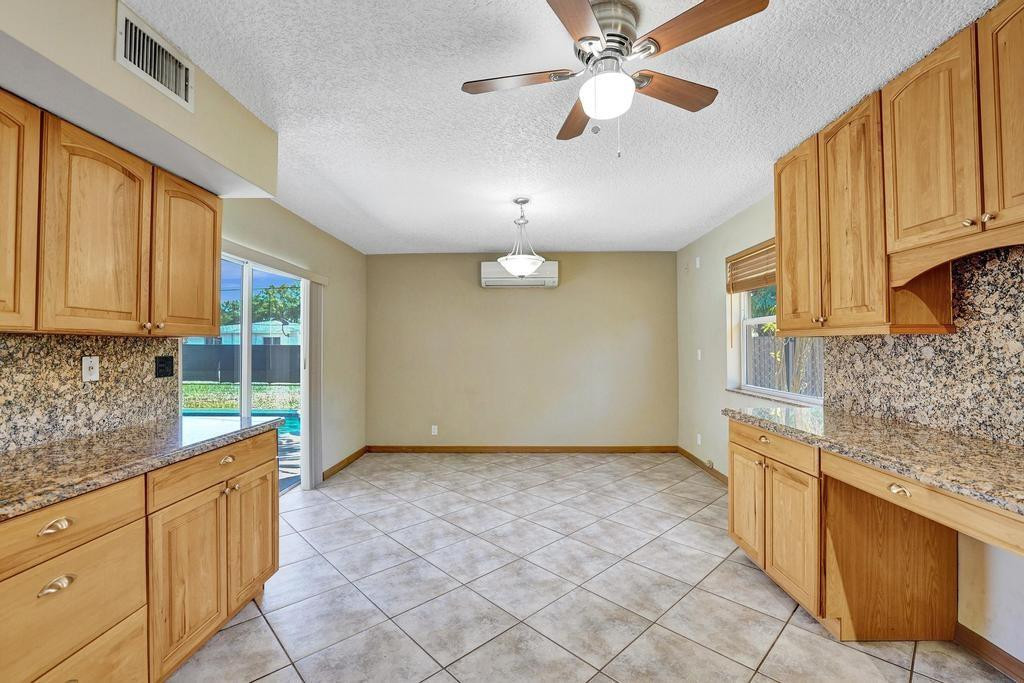 5600 SW 8th Street