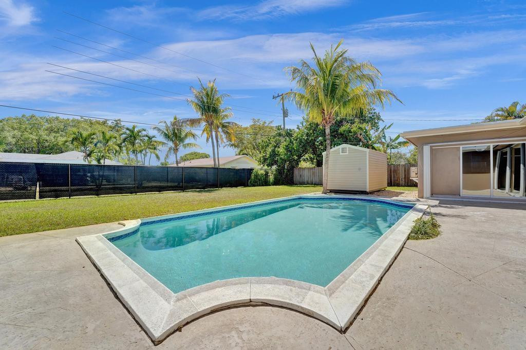 5600 SW 8th Street