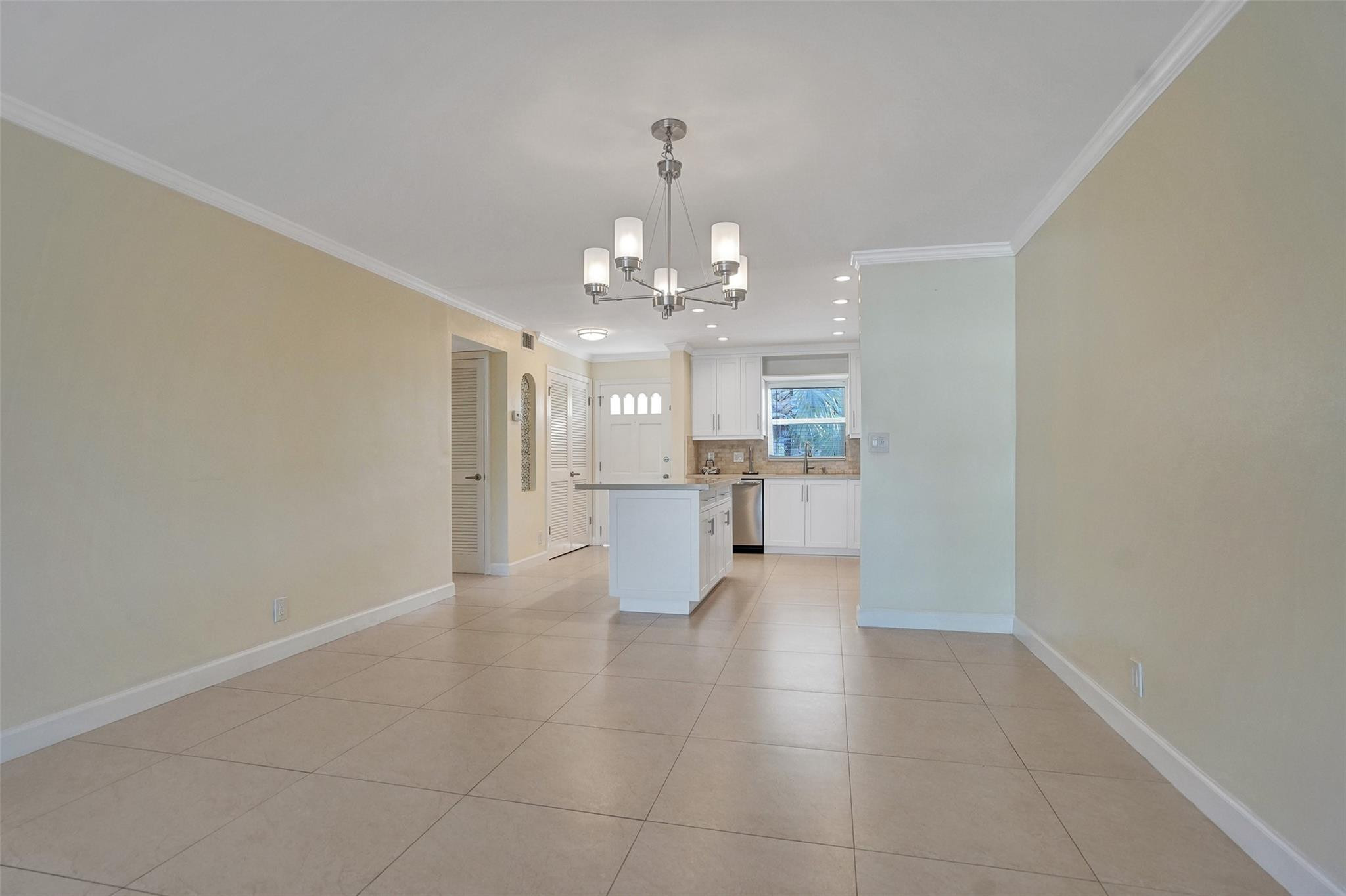3223 NE 36th Street 10