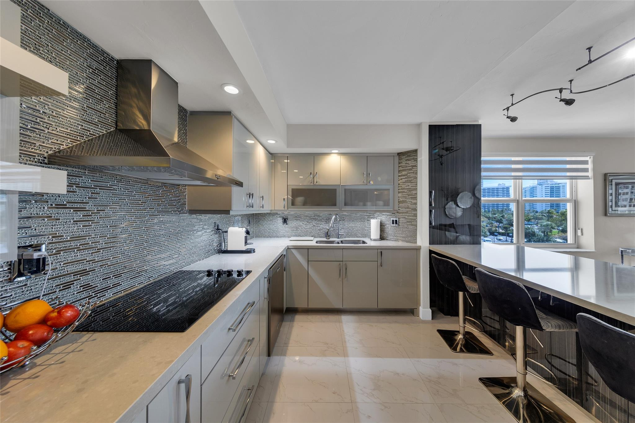 3200 NE 36th Street 516