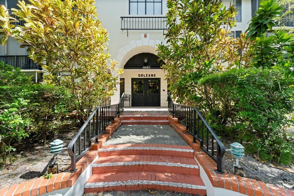 3680 Inverrary Drive 3S