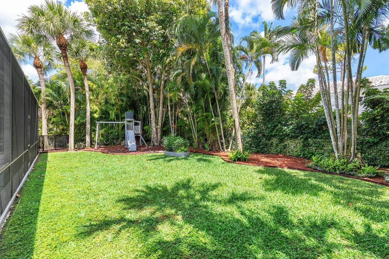 6041 NW 68th Street