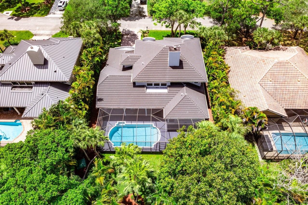 6041 NW 68th Street