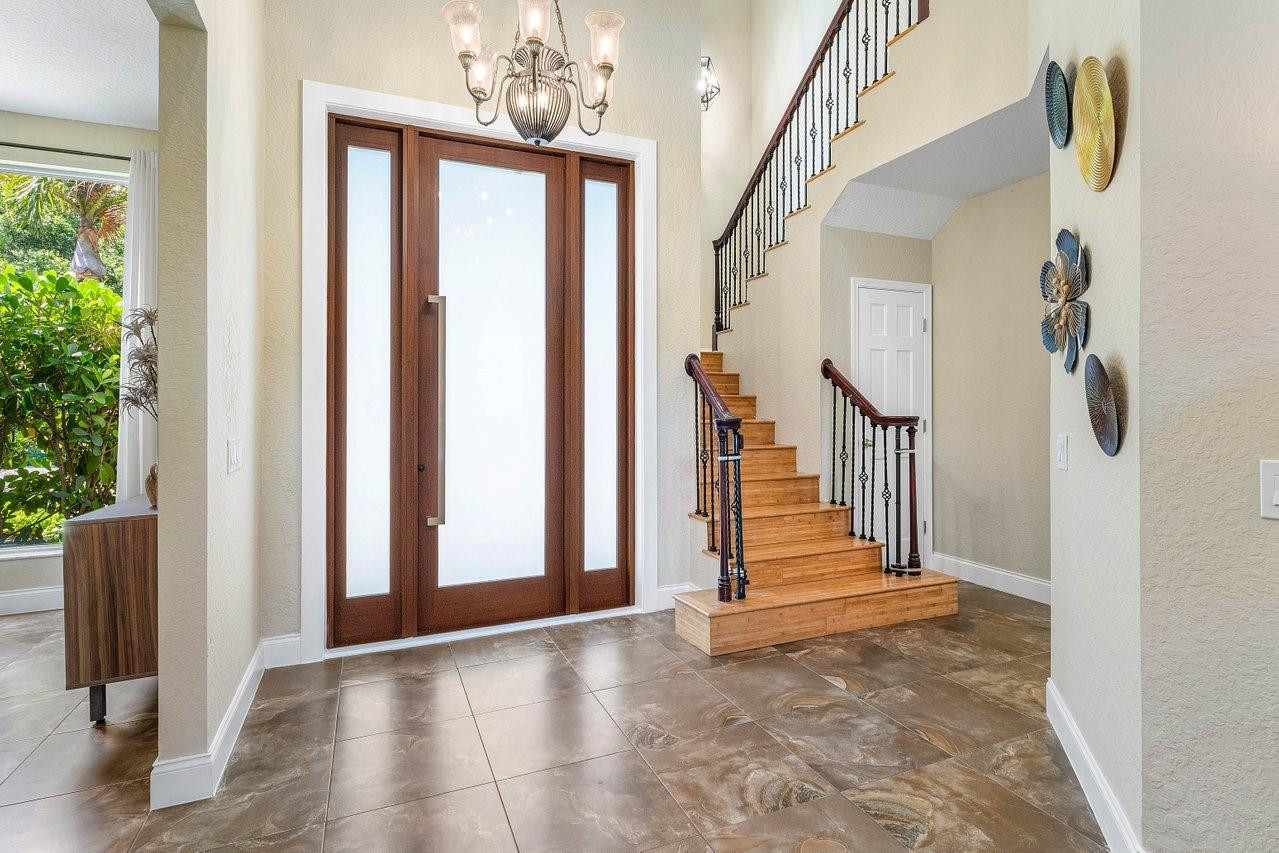 6041 NW 68th Street