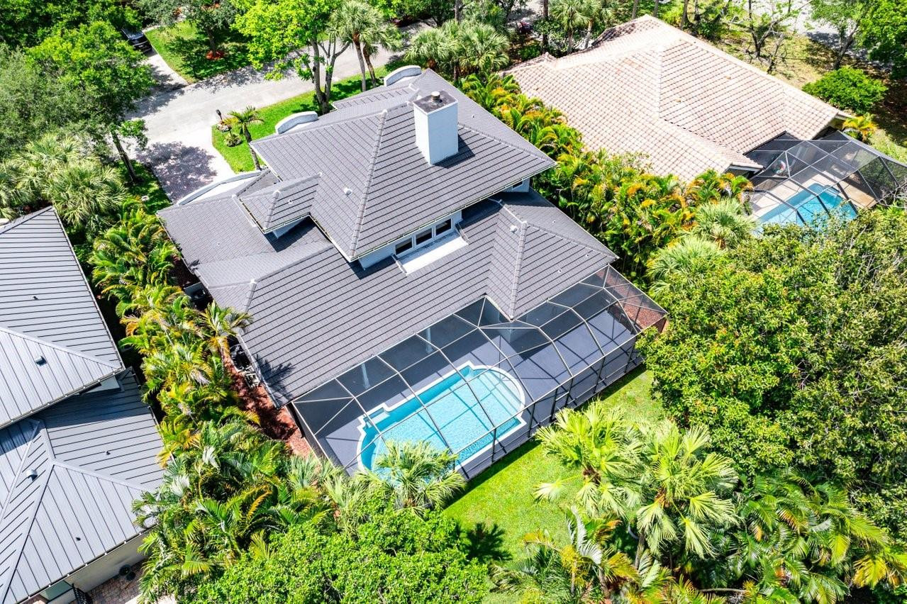 6041 NW 68th Street