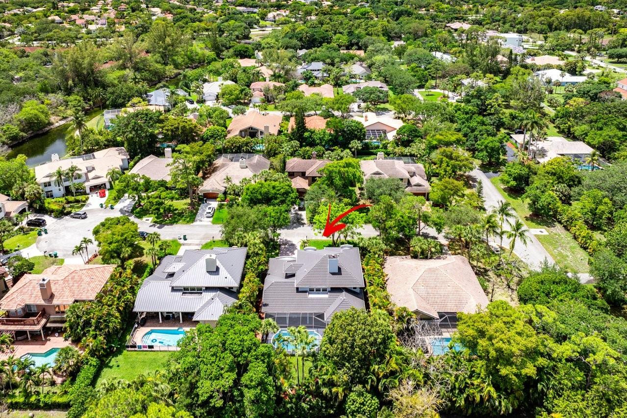 6041 NW 68th Street