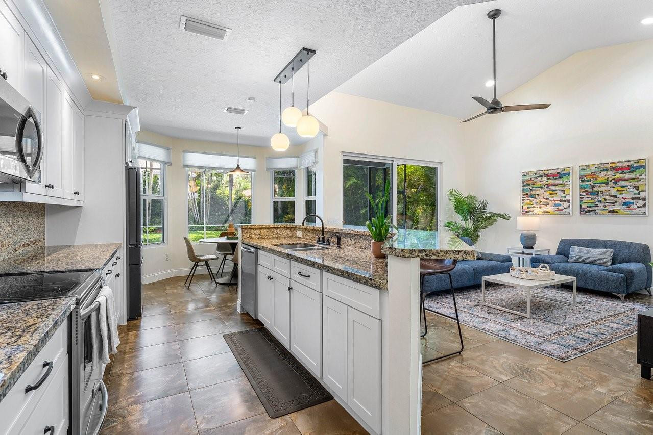 6041 NW 68th Street