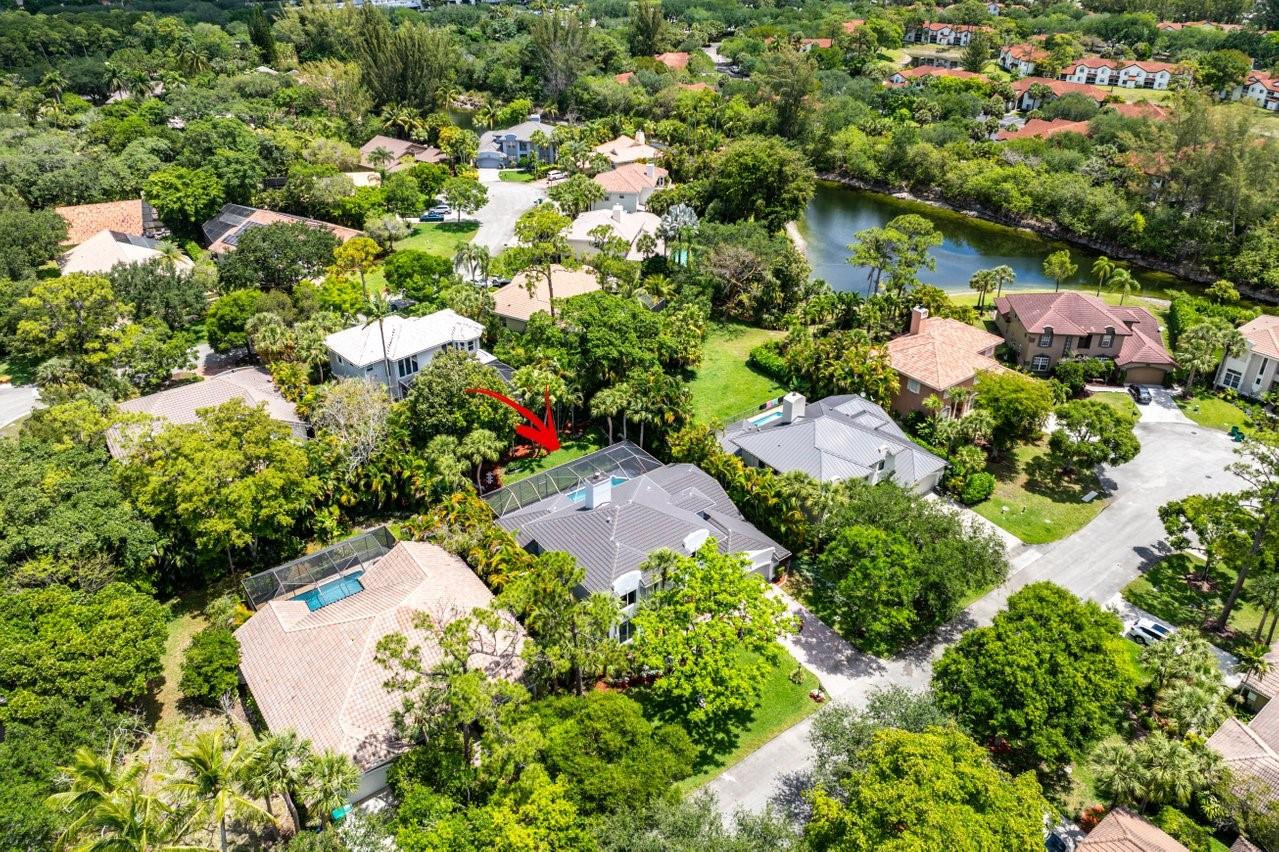 6041 NW 68th Street