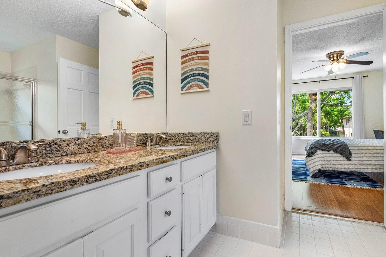 6041 NW 68th Street