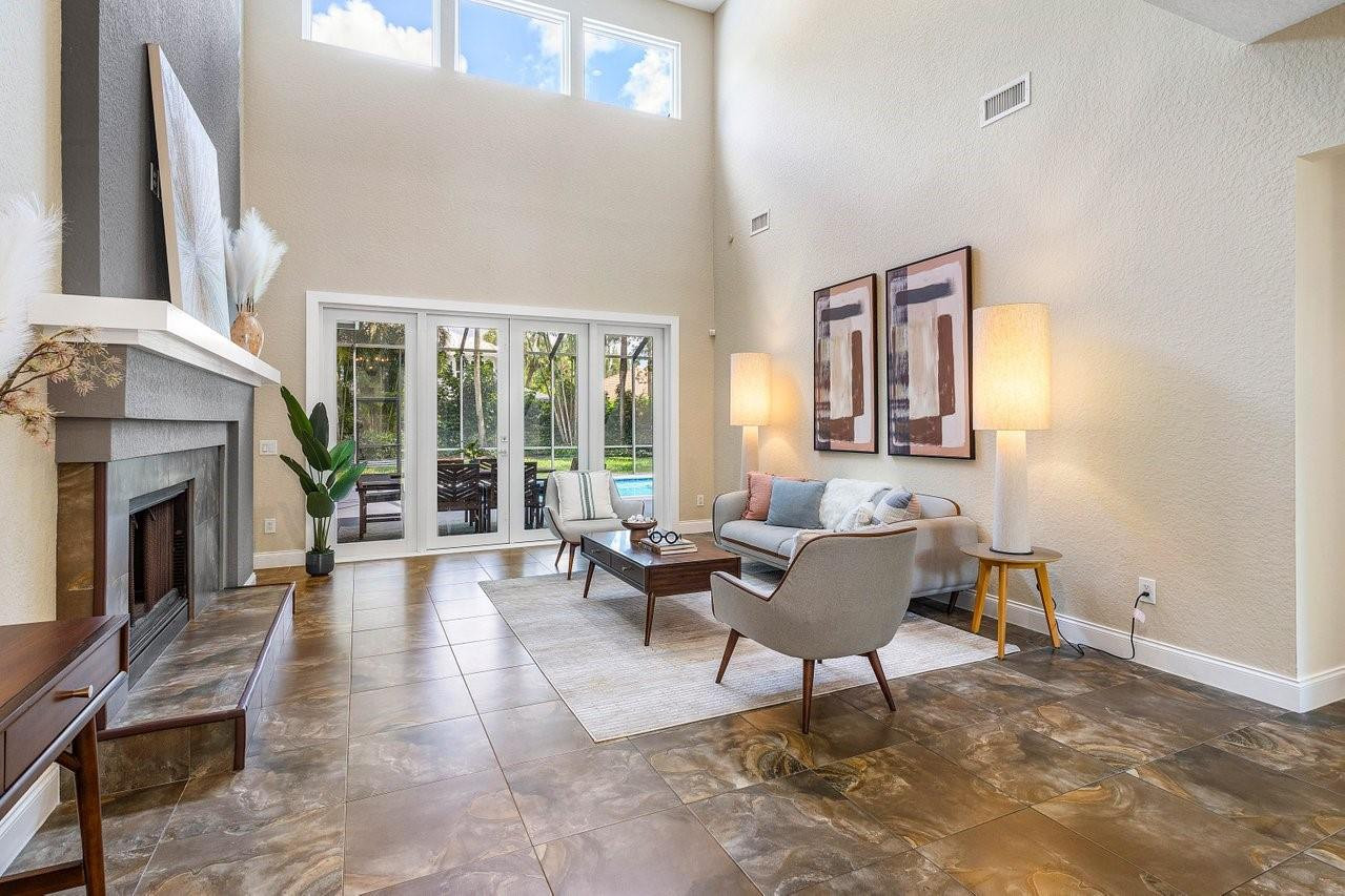 6041 NW 68th Street