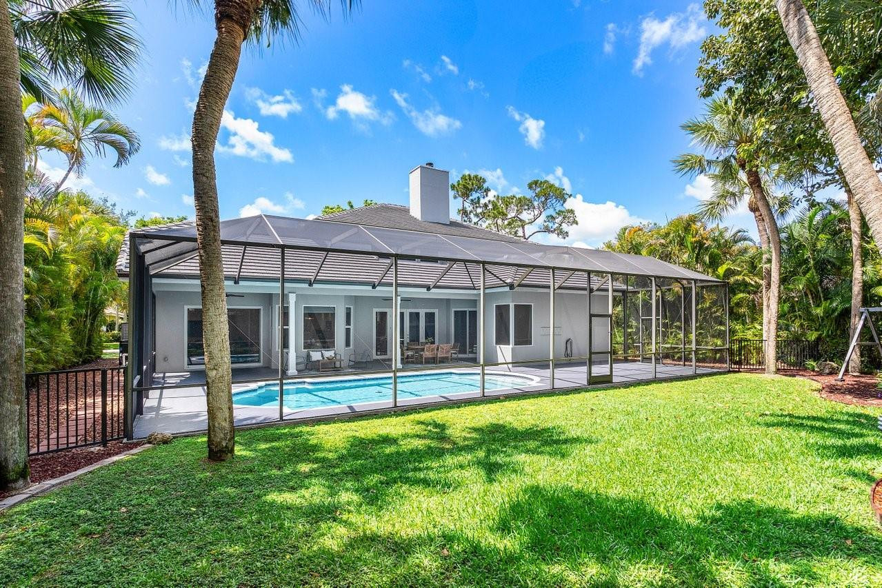 6041 NW 68th Street