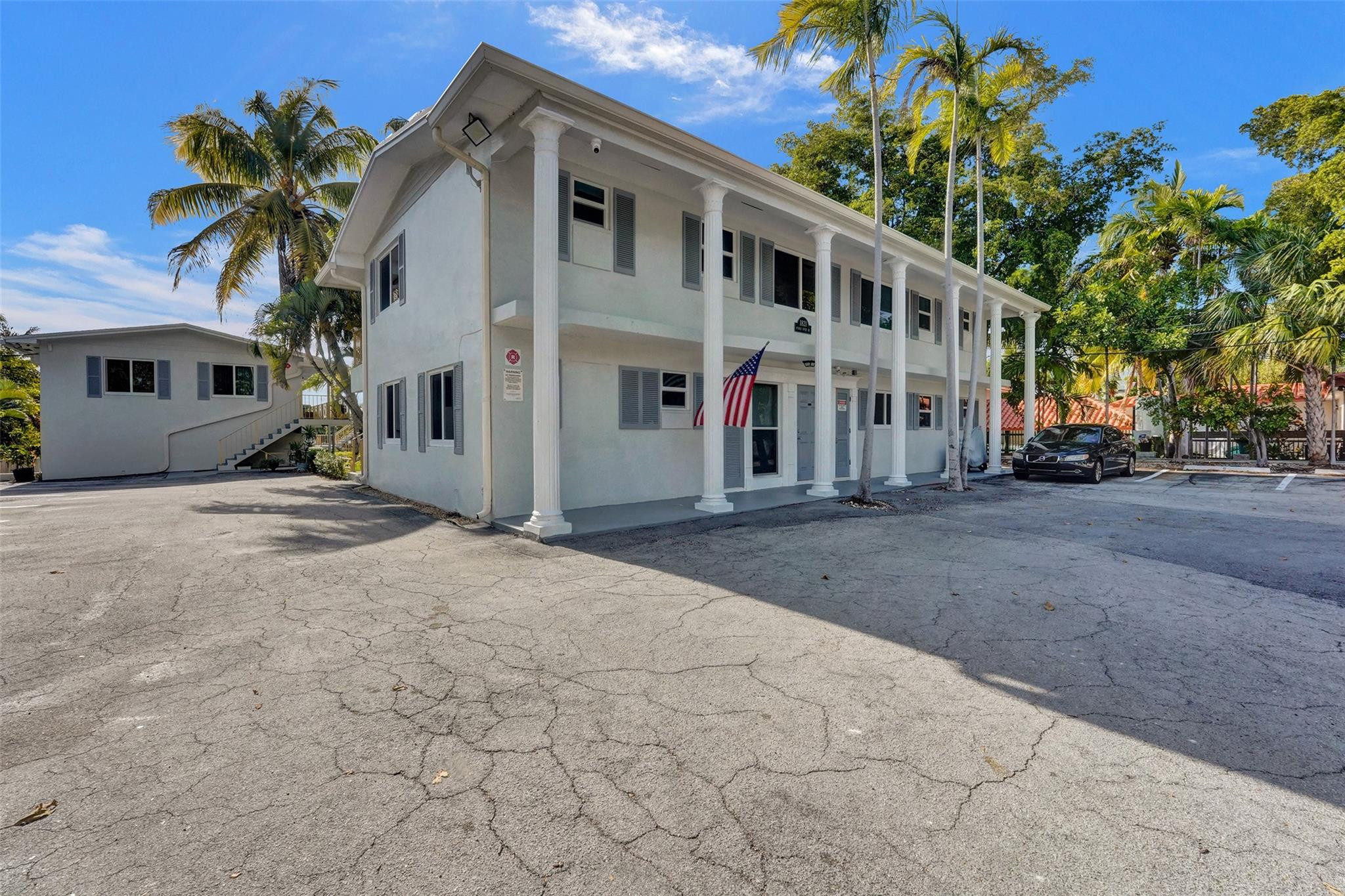 1821 Middle River Drive 5