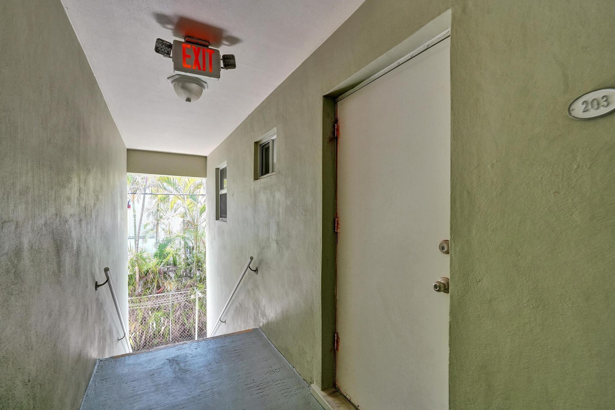 3230 NE 13th Street 203