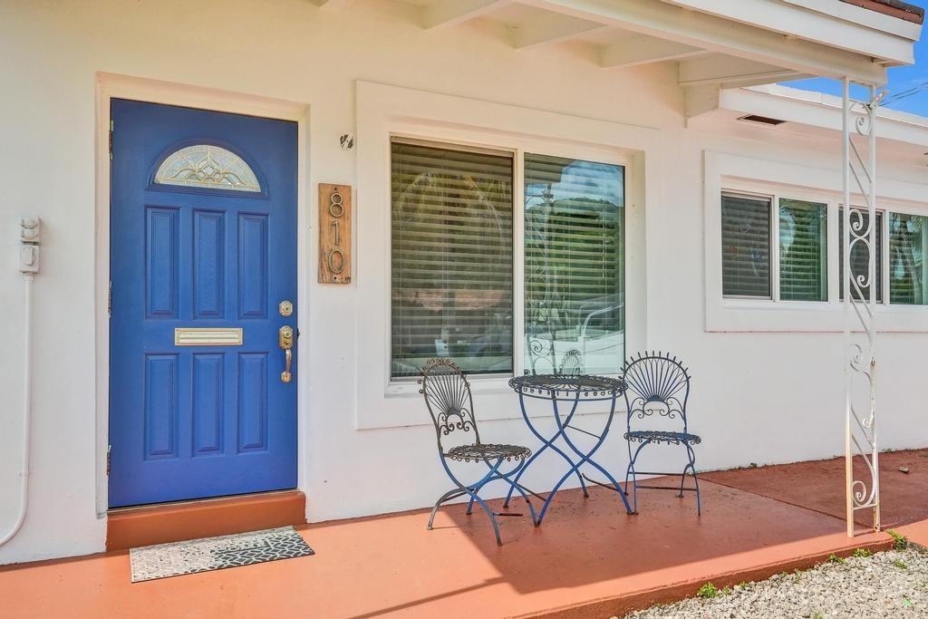 810 SW 26th Court