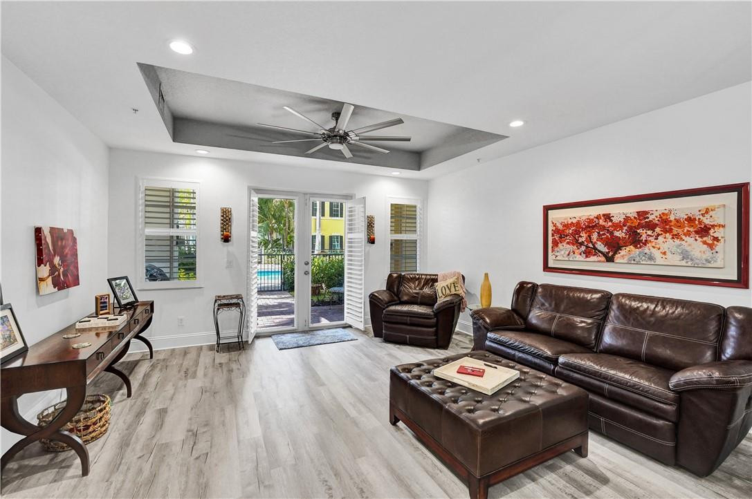 226 N Latitude Circle 101