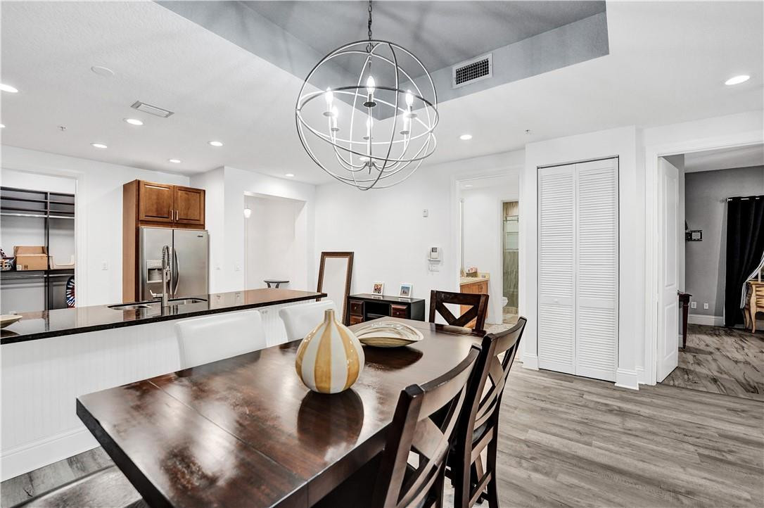226 N Latitude Circle 101