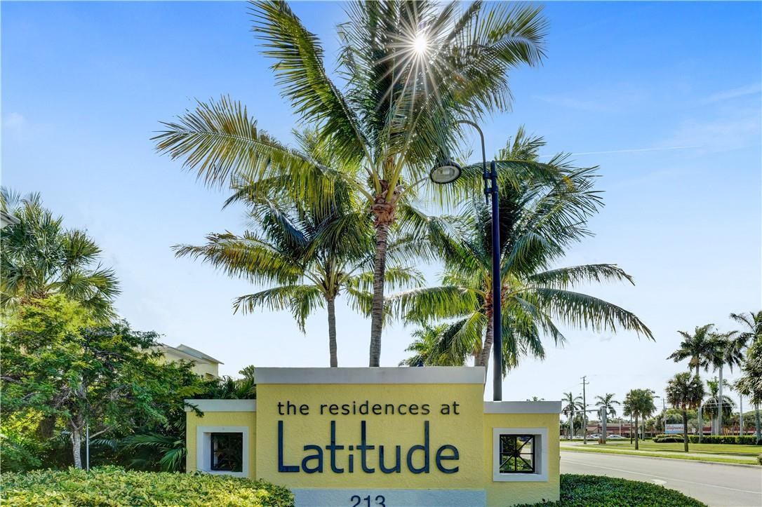 226 N Latitude Circle 101